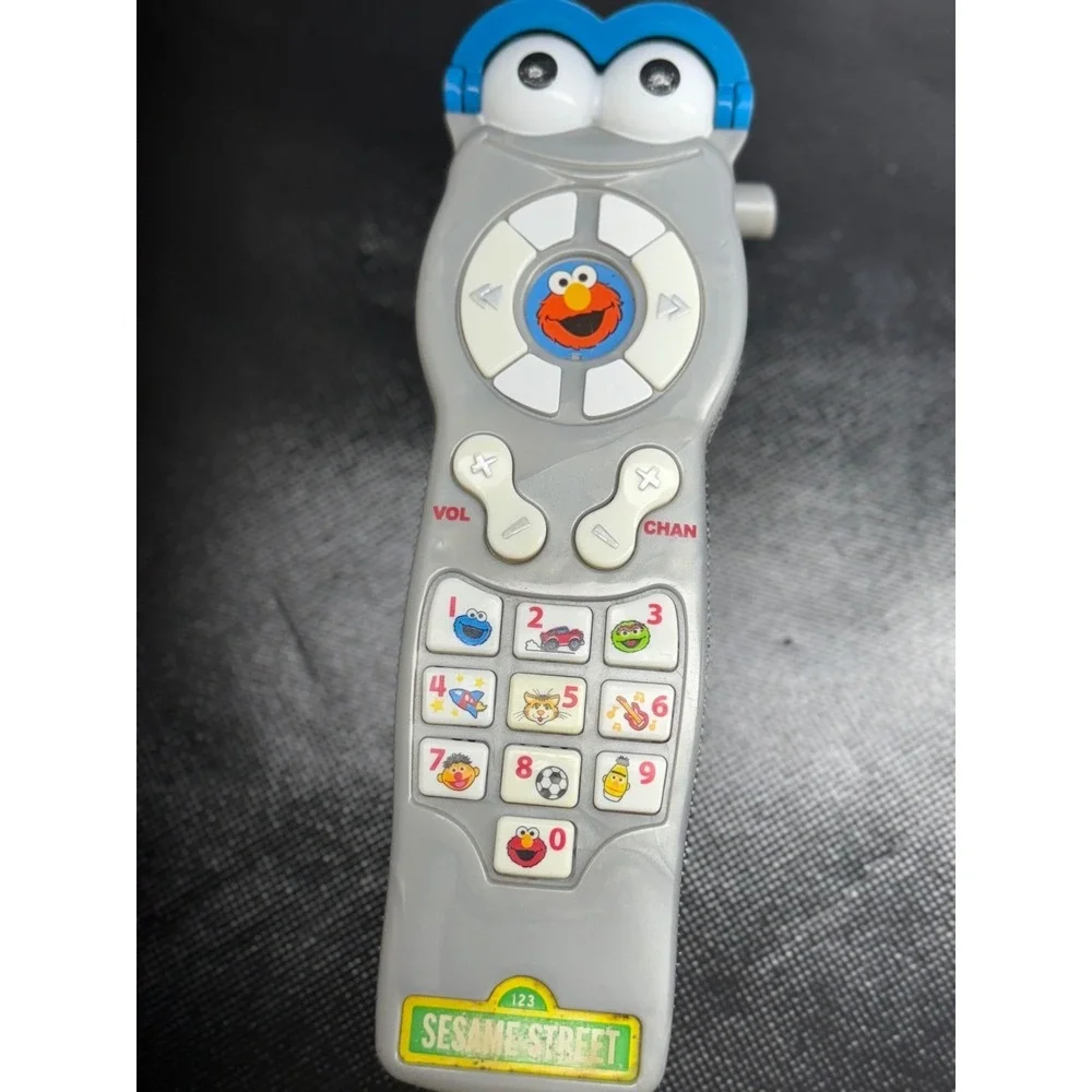Sesame Street Elmo TV Remote‎ Toy Mattel 2002 Pretend Play Learning